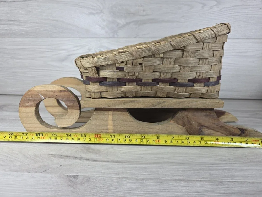Vintage Wooden Christmas Sleigh Sled Basket Oval Medium 15x8x7 SU4